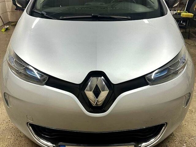 Сірий Рено Зое, об'ємом двигуна 0 л та пробігом 52 тис. км за 11100 $, фото 1 на Automoto.ua