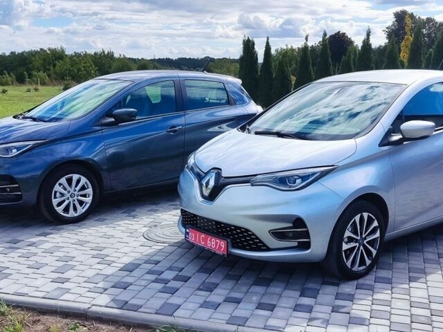 Сірий Рено Зое, об'ємом двигуна 0 л та пробігом 76 тис. км за 13500 $, фото 1 на Automoto.ua