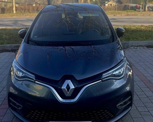 Серый Рено Зое, объемом двигателя 0 л и пробегом 59 тыс. км за 13800 $, фото 1 на Automoto.ua