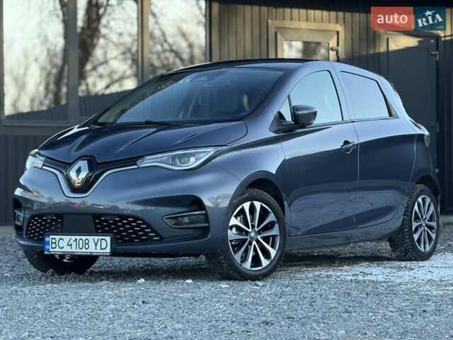 Серый Рено Зое, объемом двигателя 0 л и пробегом 99 тыс. км за 14399 $, фото 1 на Automoto.ua