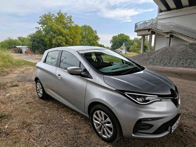 Серый Рено Зое, объемом двигателя 0 л и пробегом 36 тыс. км за 14100 $, фото 1 на Automoto.ua