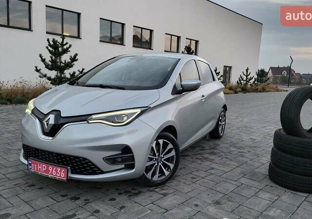 Сірий Рено Зое, об'ємом двигуна 0 л та пробігом 96 тис. км за 12550 $, фото 1 на Automoto.ua