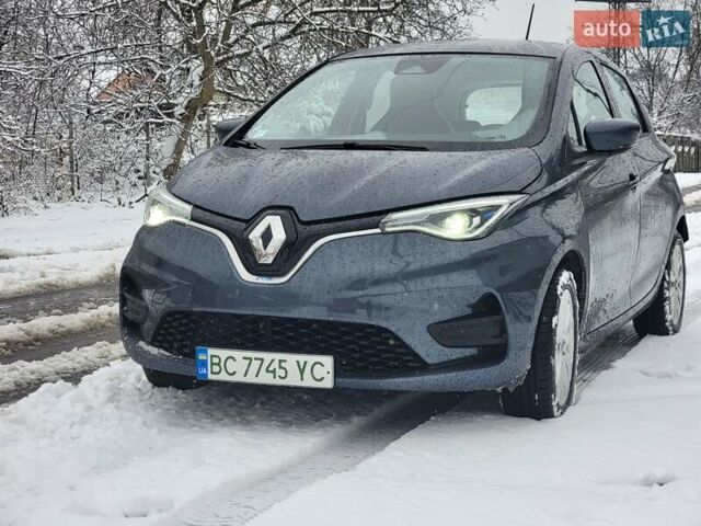 Серый Рено Зое, объемом двигателя 0 л и пробегом 23 тыс. км за 13650 $, фото 1 на Automoto.ua