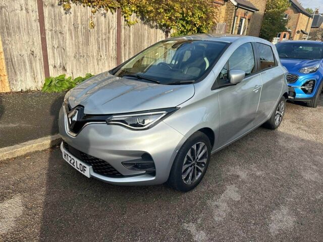 Серый Рено Зое, объемом двигателя 10 л и пробегом 20 тыс. км за 11000 $, фото 1 на Automoto.ua