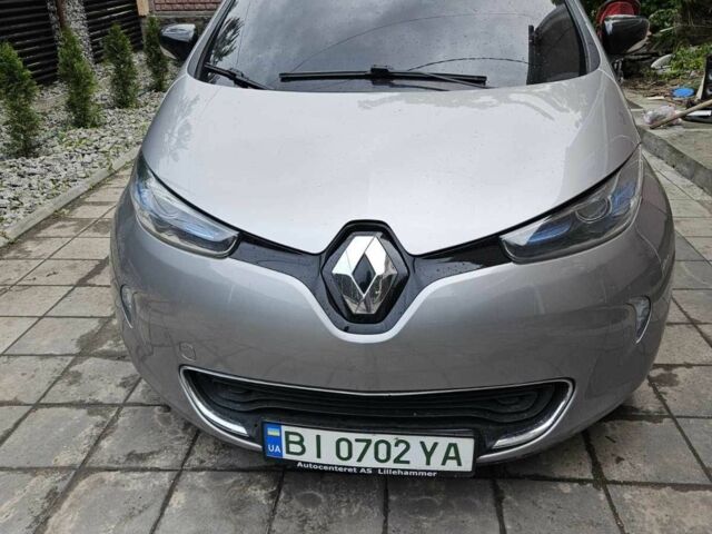 Сірий Рено Зое, об'ємом двигуна 0 л та пробігом 74 тис. км за 7500 $, фото 1 на Automoto.ua
