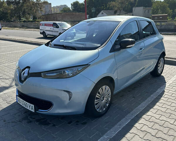Синий Рено Зое, объемом двигателя 0 л и пробегом 223 тыс. км за 6300 $, фото 1 на Automoto.ua