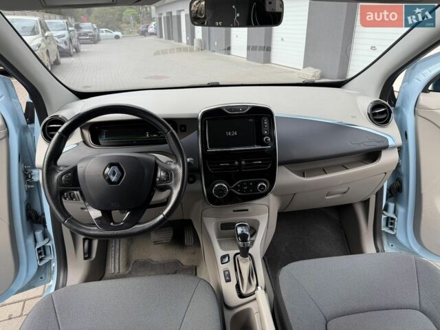 Синий Рено Зое, объемом двигателя 0 л и пробегом 158 тыс. км за 6299 $, фото 1 на Automoto.ua