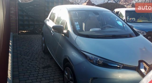 Синий Рено Зое, объемом двигателя 0 л и пробегом 65 тыс. км за 6500 $, фото 1 на Automoto.ua