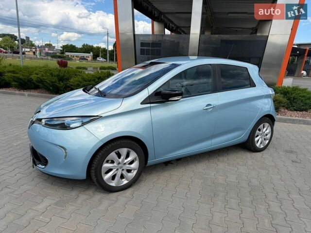 Синий Рено Зое, объемом двигателя 0 л и пробегом 129 тыс. км за 7250 $, фото 1 на Automoto.ua