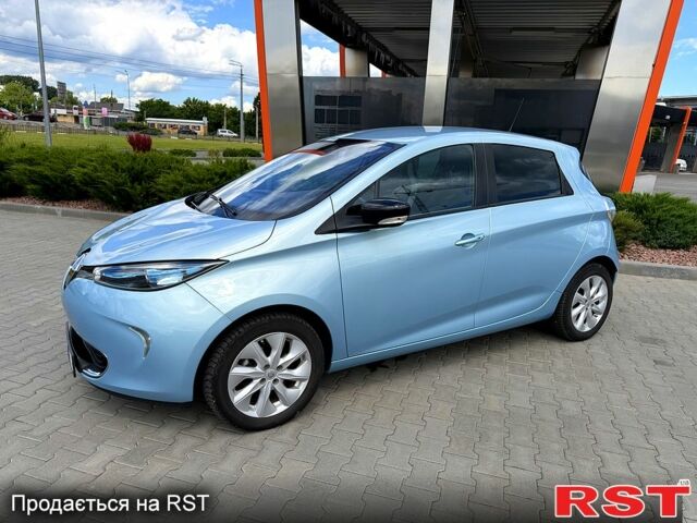 Синий Рено Зое, объемом двигателя 0.11 л и пробегом 138 тыс. км за 7500 $, фото 1 на Automoto.ua