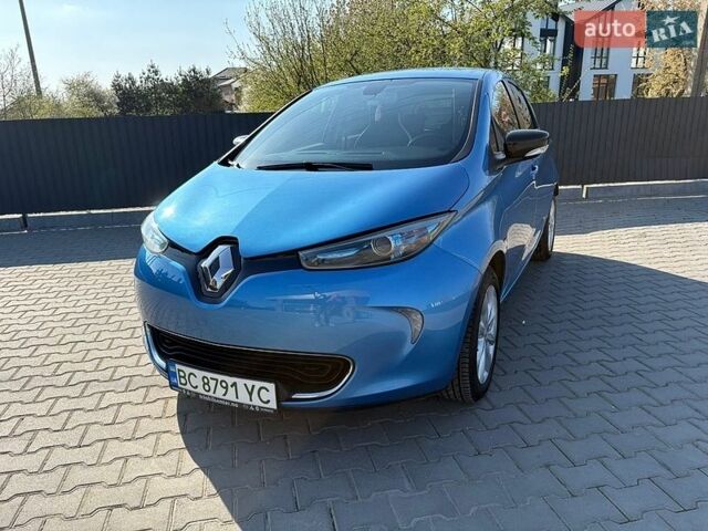 Синий Рено Зое, объемом двигателя 0 л и пробегом 124 тыс. км за 7400 $, фото 1 на Automoto.ua