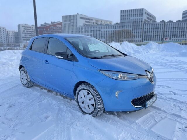 Синий Рено Зое, объемом двигателя 0 л и пробегом 162 тыс. км за 9600 $, фото 1 на Automoto.ua