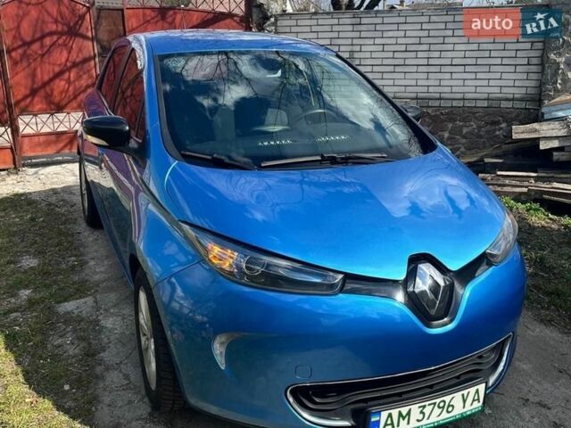 Синий Рено Зое, объемом двигателя 0 л и пробегом 157 тыс. км за 8800 $, фото 1 на Automoto.ua