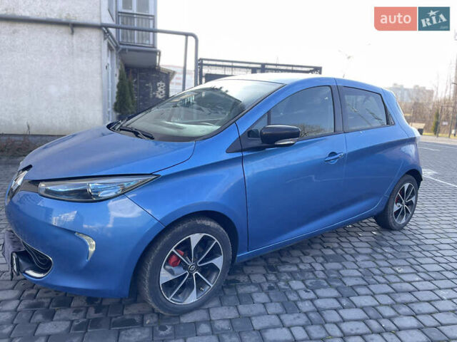 Синий Рено Зое, объемом двигателя 0 л и пробегом 165 тыс. км за 9400 $, фото 1 на Automoto.ua