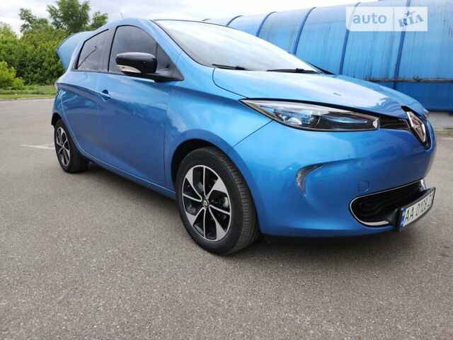 Синий Рено Зое, объемом двигателя 0 л и пробегом 69 тыс. км за 9100 $, фото 1 на Automoto.ua