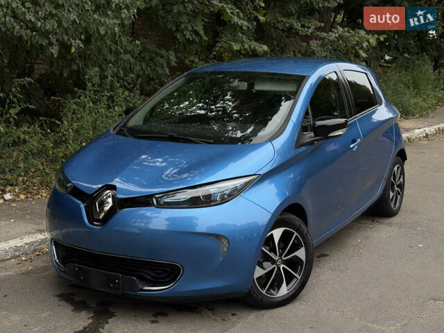 Синий Рено Зое, объемом двигателя 0 л и пробегом 56 тыс. км за 11500 $, фото 1 на Automoto.ua