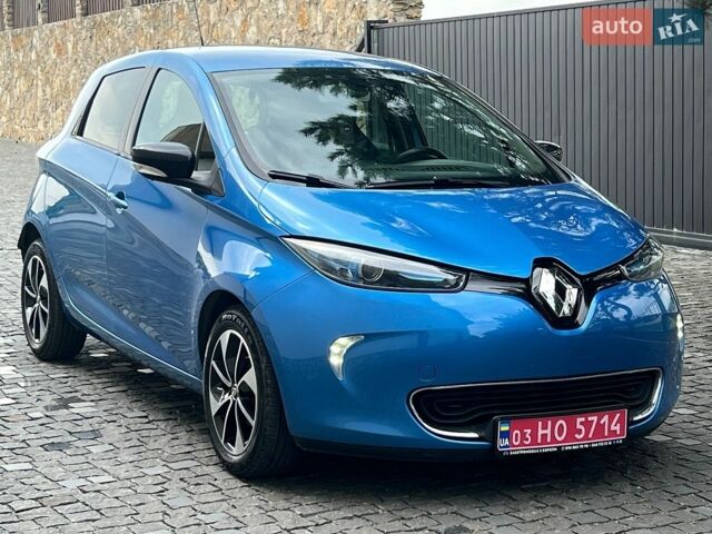 Синий Рено Зое, объемом двигателя 0 л и пробегом 96 тыс. км за 9750 $, фото 1 на Automoto.ua