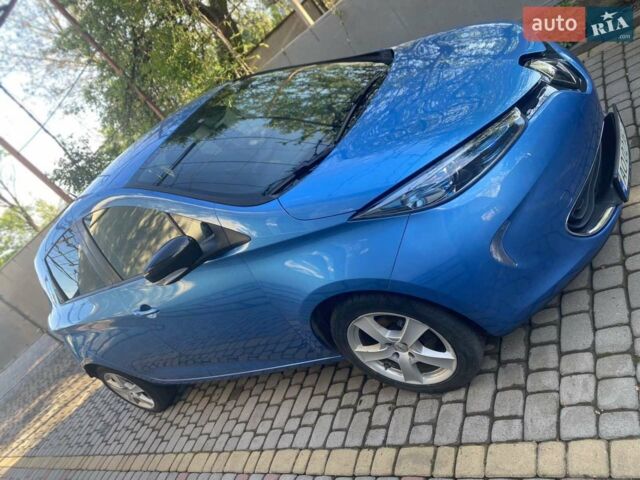 Синий Рено Зое, объемом двигателя 0 л и пробегом 86 тыс. км за 10600 $, фото 1 на Automoto.ua