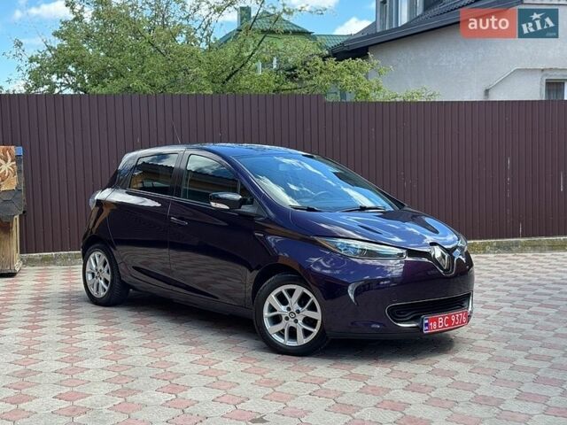 Синий Рено Зое, объемом двигателя 0 л и пробегом 170 тыс. км за 9799 $, фото 1 на Automoto.ua