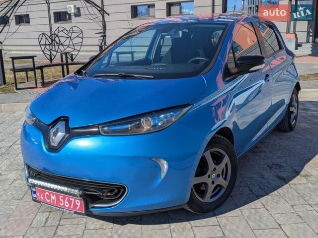 Синий Рено Зое, объемом двигателя 0 л и пробегом 133 тыс. км за 8999 $, фото 1 на Automoto.ua
