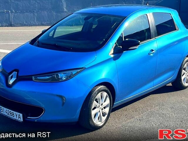 Синий Рено Зое, объемом двигателя 68 л и пробегом 140 тыс. км за 9550 $, фото 1 на Automoto.ua