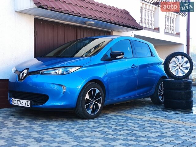 Синий Рено Зое, объемом двигателя 0 л и пробегом 143 тыс. км за 9400 $, фото 1 на Automoto.ua