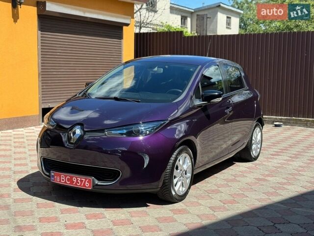 Синій Рено Зое, об'ємом двигуна 0 л та пробігом 170 тис. км за 9499 $, фото 1 на Automoto.ua