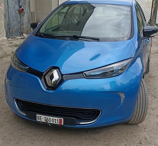 Синий Рено Зое, объемом двигателя 0 л и пробегом 73 тыс. км за 10800 $, фото 1 на Automoto.ua
