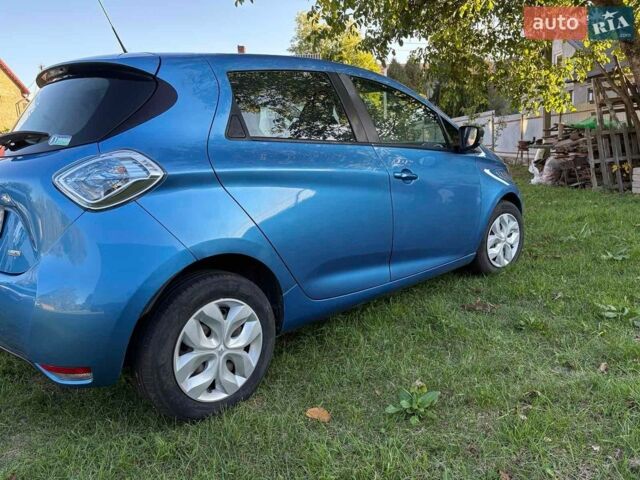 Синій Рено Зое, об'ємом двигуна 0 л та пробігом 62 тис. км за 11200 $, фото 1 на Automoto.ua