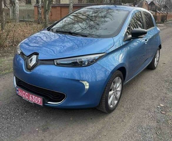 Синий Рено Зое, объемом двигателя 0 л и пробегом 33 тыс. км за 10000 $, фото 1 на Automoto.ua