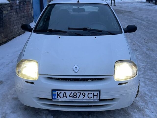 Белый Рено Clio Symbol, объемом двигателя 1.4 л и пробегом 510 тыс. км за 2200 $, фото 1 на Automoto.ua