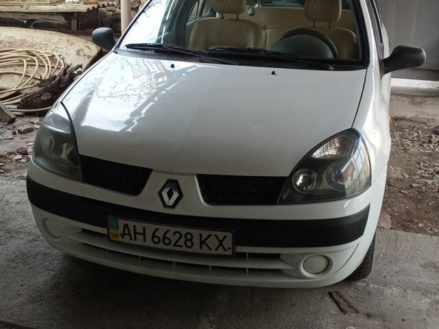 Білий Рено Clio Symbol, об'ємом двигуна 1.4 л та пробігом 235 тис. км за 2299 $, фото 1 на Automoto.ua