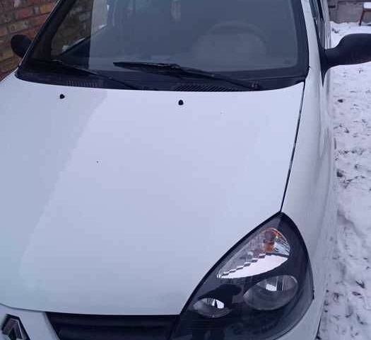 Білий Рено Clio Symbol, об'ємом двигуна 1.4 л та пробігом 200 тис. км за 3600 $, фото 1 на Automoto.ua