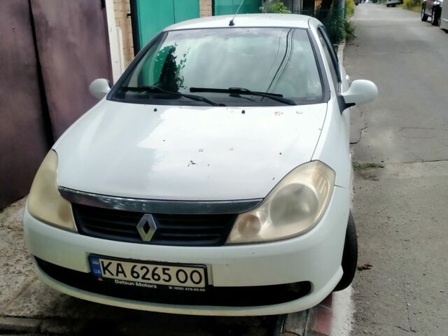 Белый Рено Clio Symbol, объемом двигателя 1.4 л и пробегом 240 тыс. км за 2800 $, фото 1 на Automoto.ua