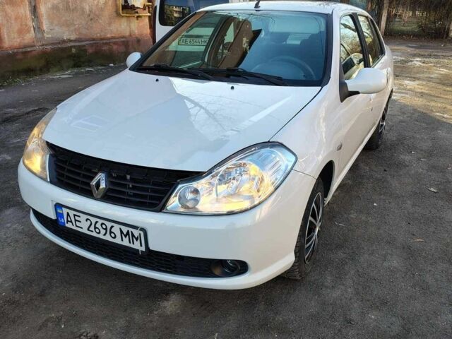 Білий Рено Clio Symbol, об'ємом двигуна 1.4 л та пробігом 146 тис. км за 3900 $, фото 1 на Automoto.ua