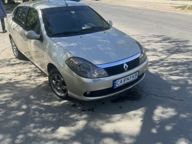 Бежевый Рено Clio Symbol, объемом двигателя 1.4 л и пробегом 2 тыс. км за 3600 $, фото 1 на Automoto.ua