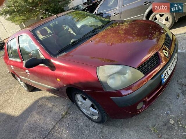 Красный Рено Clio Symbol, объемом двигателя 1.4 л и пробегом 281 тыс. км за 2650 $, фото 1 на Automoto.ua