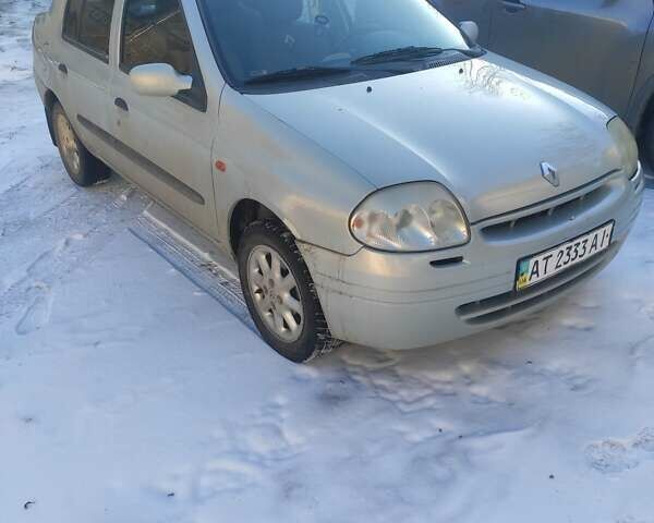 Серый Рено Clio Symbol, объемом двигателя 1.39 л и пробегом 260 тыс. км за 1800 $, фото 1 на Automoto.ua