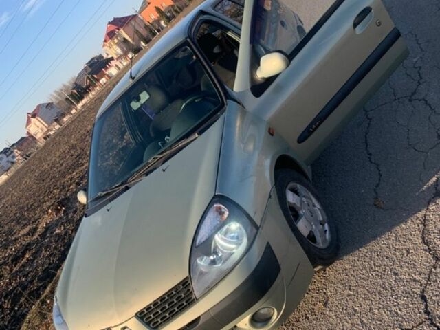 Серый Рено Clio Symbol, объемом двигателя 1.4 л и пробегом 279 тыс. км за 2700 $, фото 1 на Automoto.ua