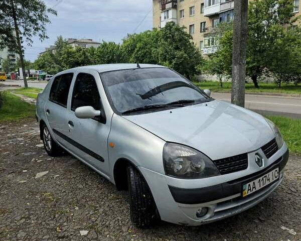 Серый Рено Clio Symbol, объемом двигателя 1.4 л и пробегом 277 тыс. км за 2700 $, фото 1 на Automoto.ua