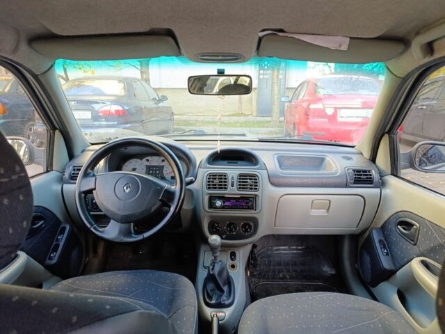 Сірий Рено Clio Symbol, об'ємом двигуна 1.4 л та пробігом 241 тис. км за 1750 $, фото 1 на Automoto.ua