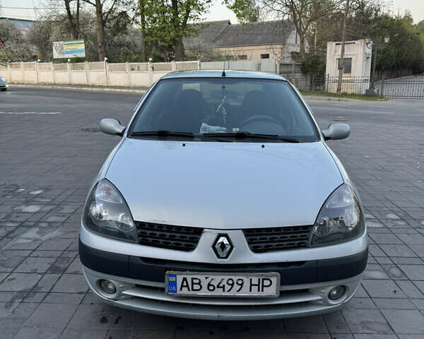 Сірий Рено Clio Symbol, об'ємом двигуна 1.4 л та пробігом 189 тис. км за 3900 $, фото 1 на Automoto.ua