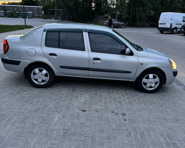 Серый Рено Clio Symbol, объемом двигателя 1.39 л и пробегом 189 тыс. км за 3300 $, фото 1 на Automoto.ua