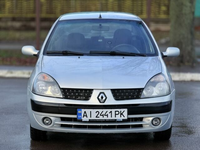 Серый Рено Clio Symbol, объемом двигателя 1.4 л и пробегом 244 тыс. км за 2750 $, фото 1 на Automoto.ua