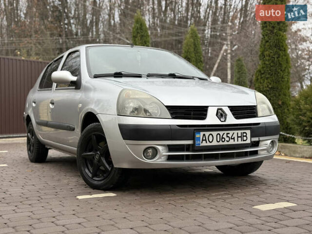 Сірий Рено Clio Symbol, об'ємом двигуна 1.4 л та пробігом 213 тис. км за 3250 $, фото 1 на Automoto.ua