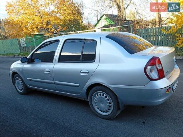 Серый Рено Clio Symbol, объемом двигателя 1.4 л и пробегом 237 тыс. км за 2950 $, фото 1 на Automoto.ua