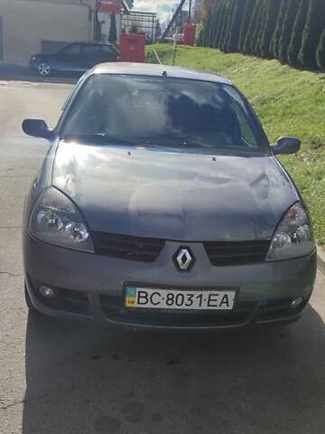 Серый Рено Clio Symbol, объемом двигателя 1.4 л и пробегом 282 тыс. км за 2400 $, фото 1 на Automoto.ua