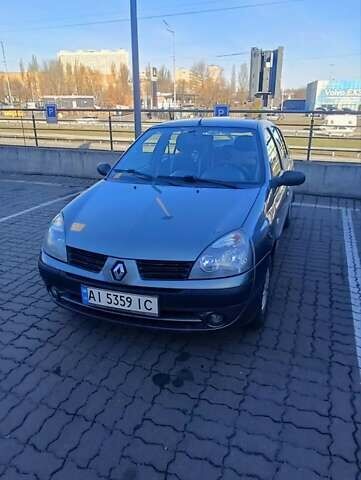 Сірий Рено Clio Symbol, об'ємом двигуна 1.4 л та пробігом 155 тис. км за 3450 $, фото 1 на Automoto.ua