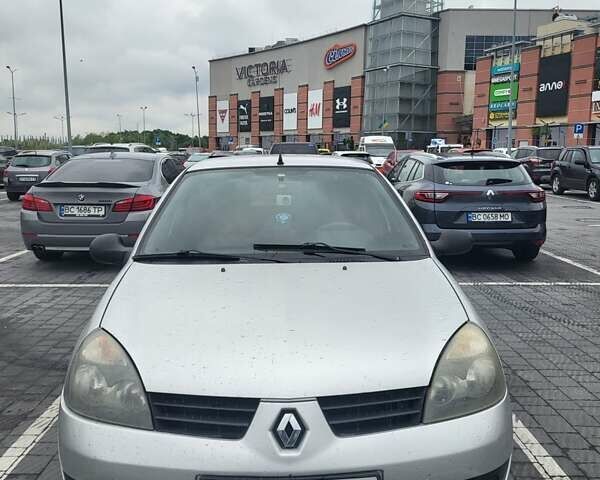 Сірий Рено Clio Symbol, об'ємом двигуна 1.39 л та пробігом 220 тис. км за 2400 $, фото 1 на Automoto.ua