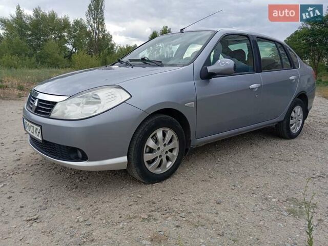 Серый Рено Clio Symbol, объемом двигателя 1.4 л и пробегом 202 тыс. км за 4999 $, фото 1 на Automoto.ua